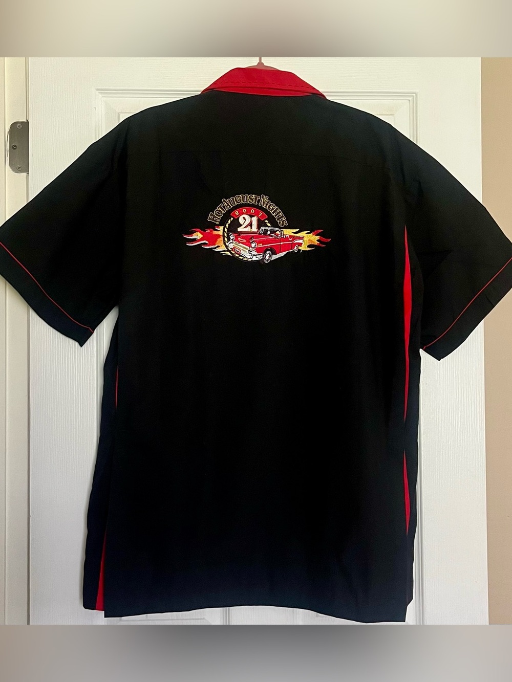 Vintage car meet up short sleeve button down, super lightweight and comfy! 2XL